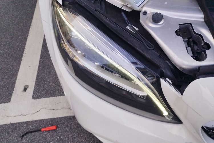 奔驰C级 2019款 改款 C 260 L 运动版车身外观6006