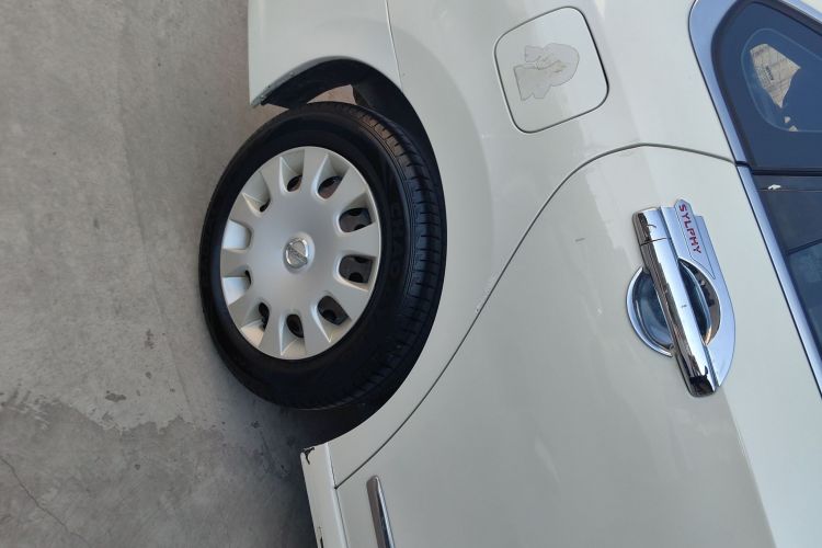 日产 轩逸 2012款 经典 1.6XE 自动舒适版车身外观6008