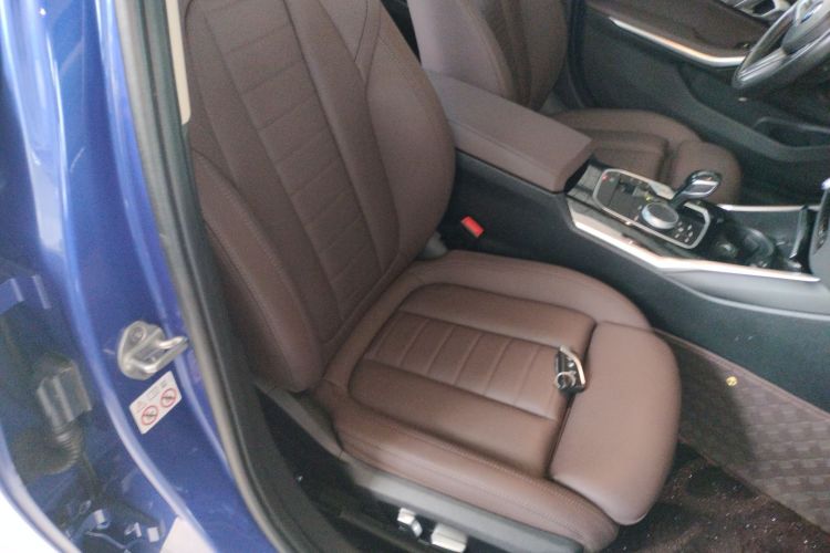 宝马3系 2021款 改款 320Li M运动套装局部细节41