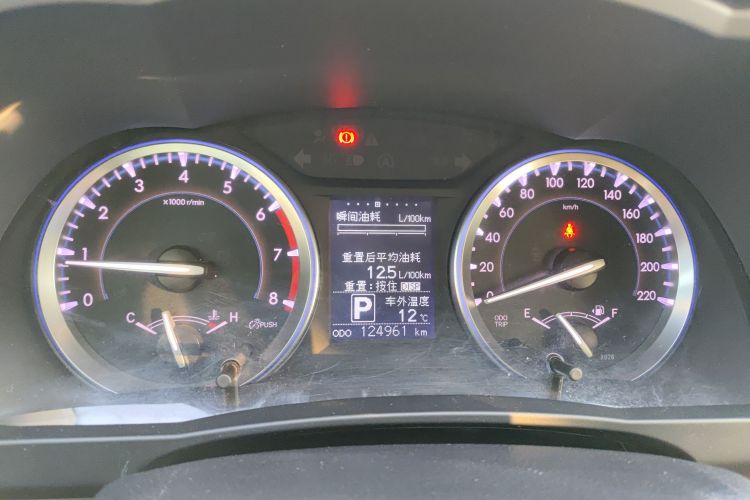 丰田 汉兰达 2015款 2.0T 四驱精英版 7座中控内饰14