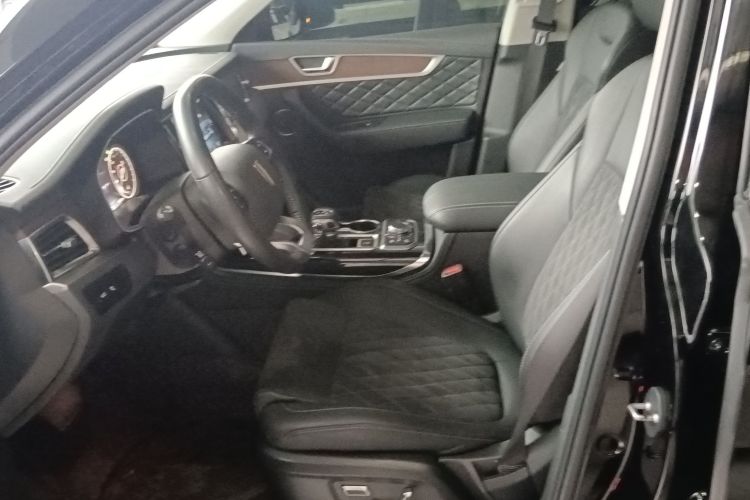 红旗HS7 2021款 2.0T DCT两驱智联旗享版局部细节19