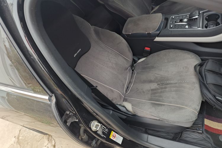 比亚迪 秦PLUS 2021款 DM-i 55KM 旗舰型局部细节41