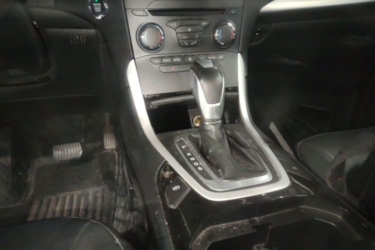 福特 锐界 2018款 改款 EcoBoost 245 两驱铂锐型 5座 国V局部细节18