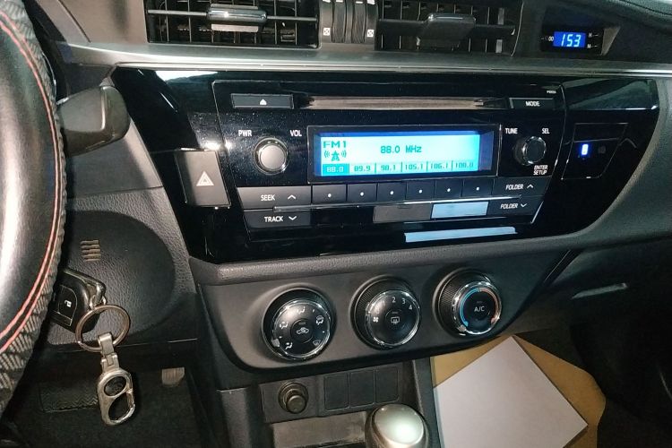 丰田 雷凌 2014款 1.6G CVT精英版中控内饰16