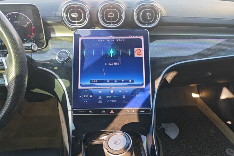 奔驰C级 2023款 改款 C 260 L 运动版中控内饰16