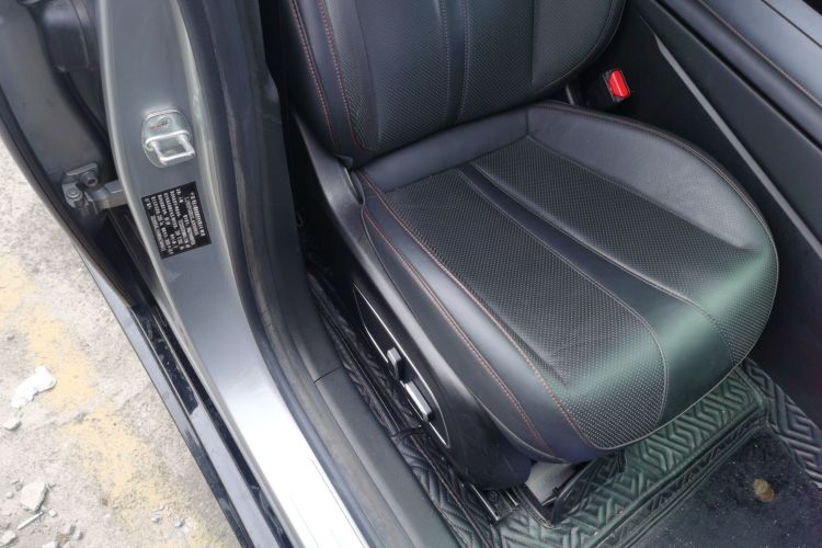 小鹏P7 2020款 586N局部细节41