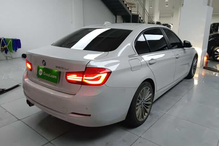 宝马3系 2018款 320Li 时尚型车身外观7