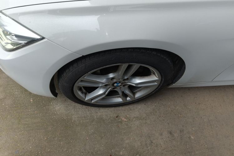 宝马3系 2017款 320Li M运动型车身外观6007