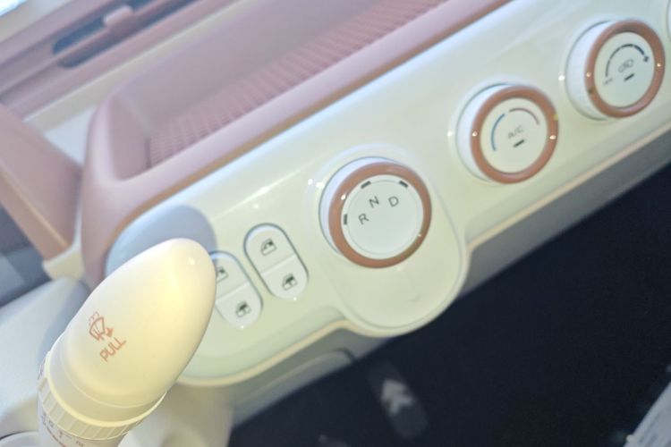 奔腾小马 2026款 222km 萌趣马 Plus局部细节18