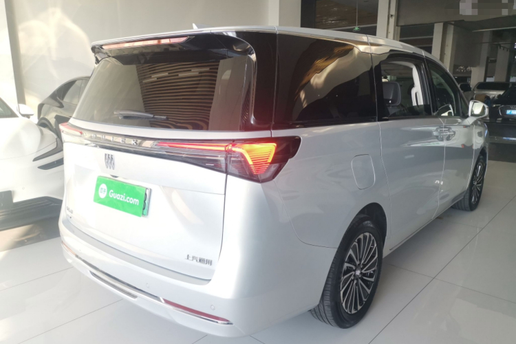 别克GL8新能源 2025款 陆尚 先享版 7座车身外观6005