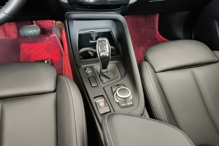 宝马X1 2020款 sDrive25Li 领先型局部细节18