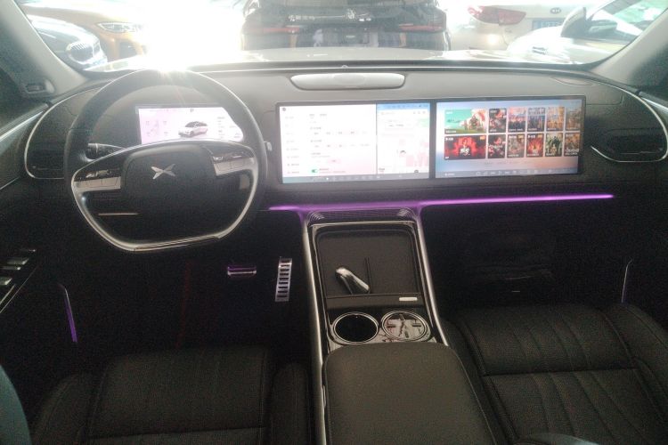 小鹏G9 2022款 650 性能版Max中控内饰12