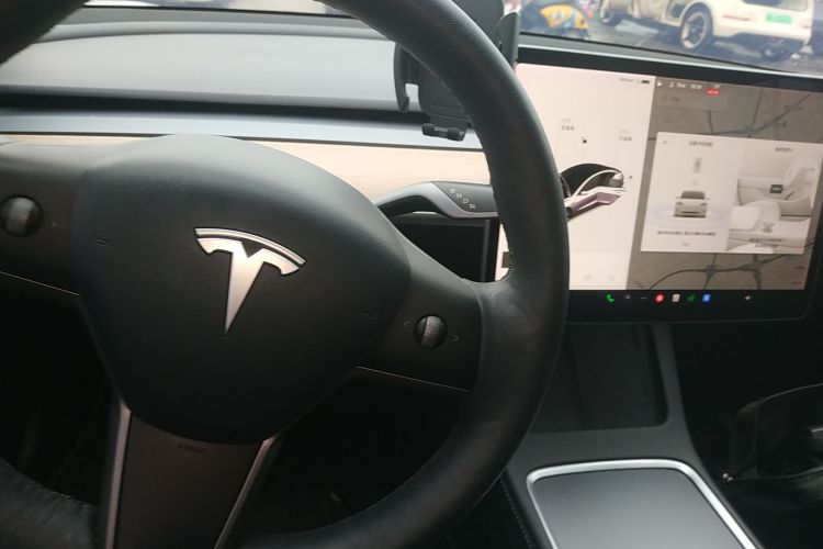 特斯拉 Model 3 2021款 标准续航后驱升级版中控内饰18