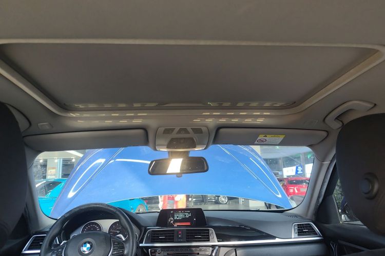 宝马3系 2017款 320Li M运动型中控内饰22