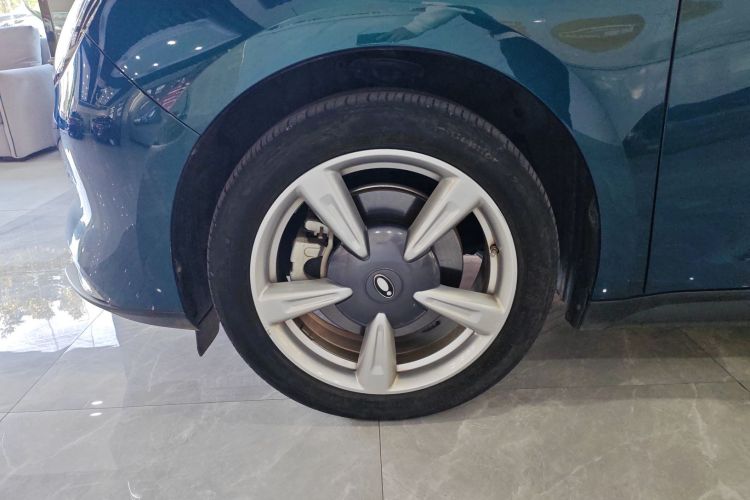 欧拉好猫 2022款 莫兰迪版 400km标准续航 两周年轻享型 磷酸铁锂车身外观6007