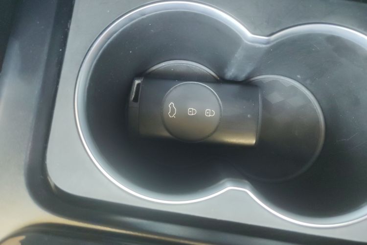 奇瑞 瑞虎7 2023款 超能版 1.5T CVT超能勇士中控内饰7001