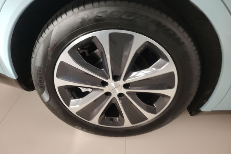 鸿蒙智行 智界R7 2025款 增程 251km Max车身外观6008