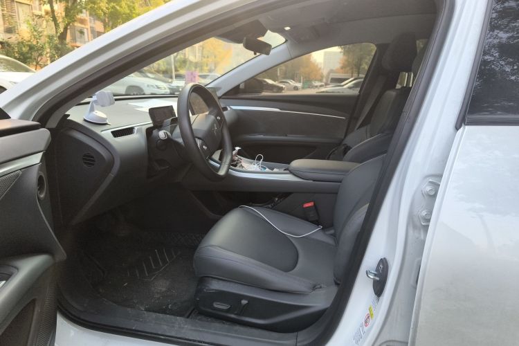 小鹏MONA M03 2024款 515 长续航中控内饰19