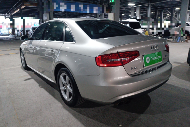 奥迪A4L 2015款 35 TFSI 自动标准型车身外观6003