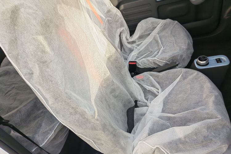 吉利银河 2024款 熊猫mini 200km 耐力熊局部细节41