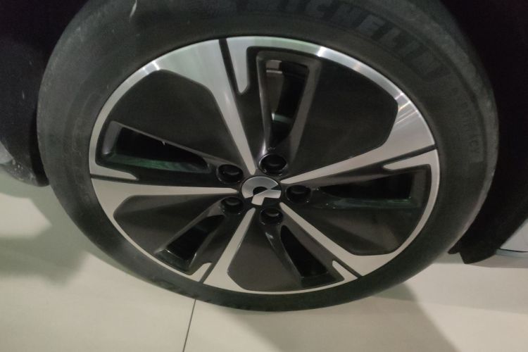 蔚来ET5T 2023款 75kWh Touring车身外观6008