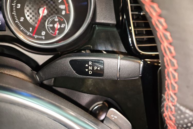 奔驰GLE级（平行进口） 中控内饰18