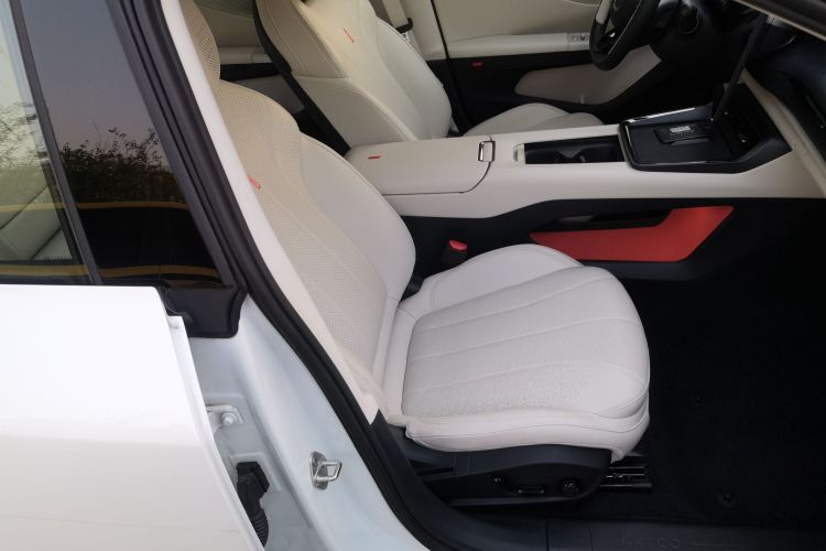 领克07 2024款 EM-P 126长续航 Halo局部细节41