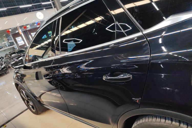 比亚迪 唐新能源 2023款 DM-i 冠军版 112KM 尊贵型车身外观4