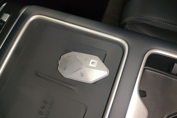 方程豹 钛7 2025款 190KM四驱Ultra版中控内饰7001