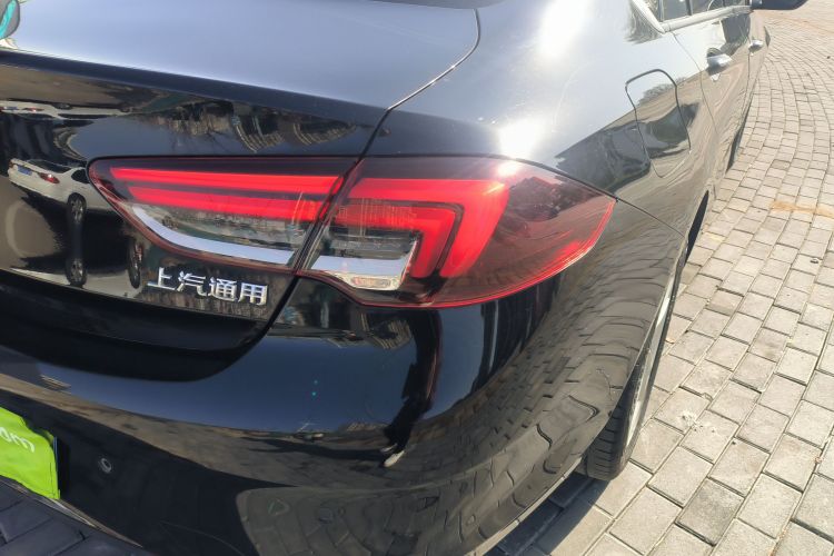 别克 君威 2021款 552T 精英型车身外观9