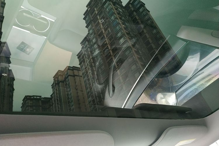 特斯拉 Model 3 2023款 后轮驱动版中控内饰22