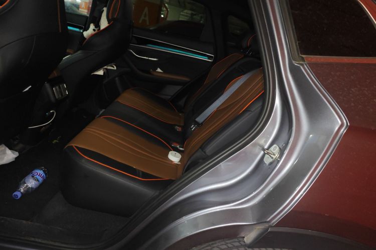 比亚迪 宋PLUS 2020款 1.5T 自动尊贵型中控内饰7004