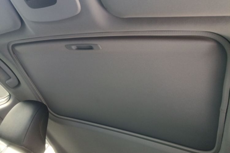 丰田 凯美瑞 2019款 2.0G 豪华版 国VI中控内饰22