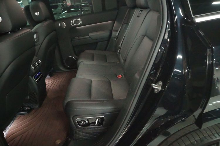 理想汽车 理想L7 2023款 Air中控内饰7004