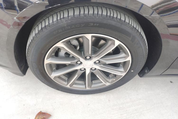 别克 君越 2020款 652T 豪华型车身外观6007