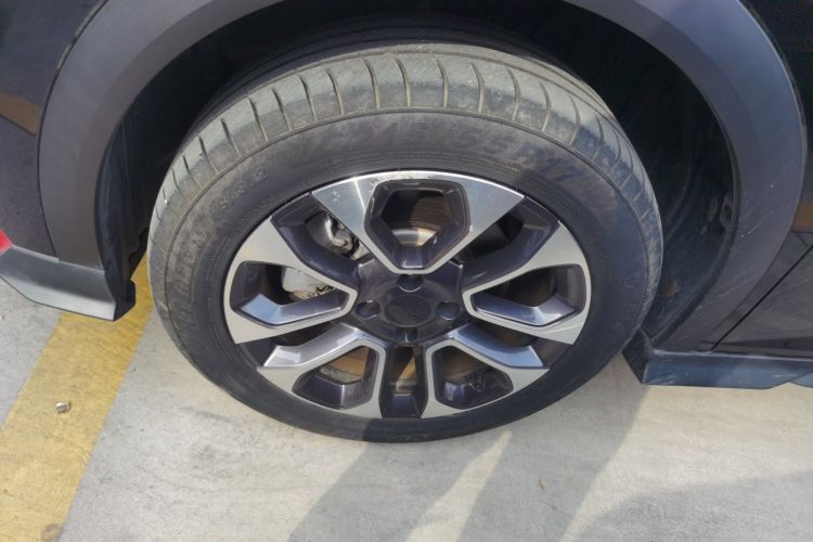 东风风神 奕炫GS 2021款 230T 自动追曜武士版车身外观6007