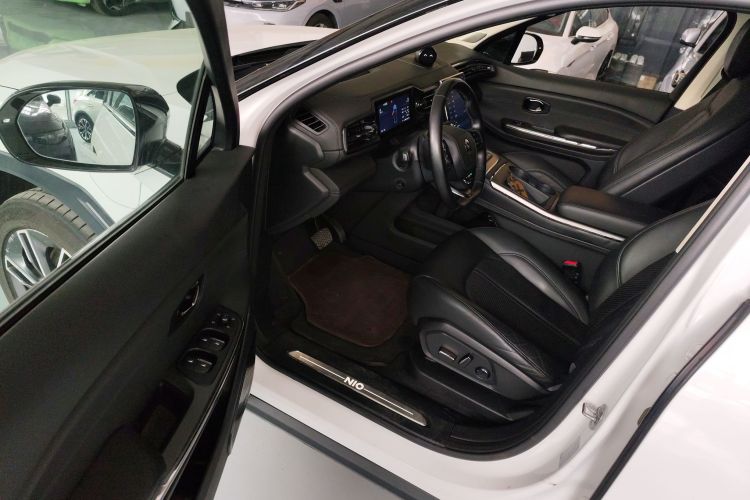 蔚来ES6 2019款 510KM 首发纪念版中控内饰7003