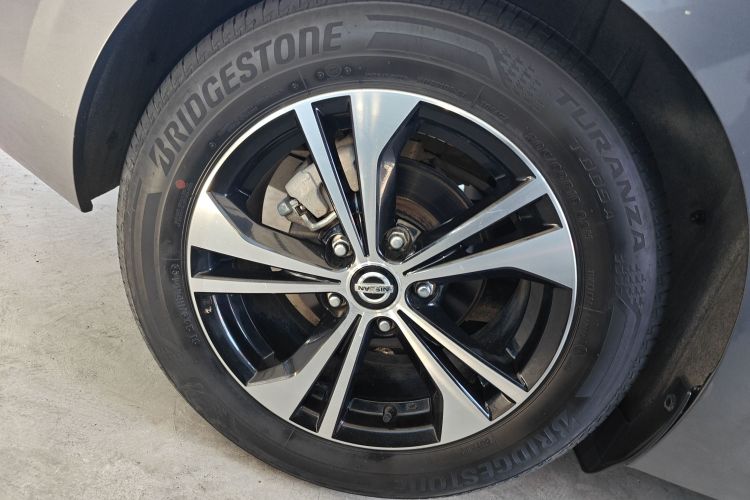 日产 轩逸 2020款 1.6L XL CVT悦享版车身外观6004