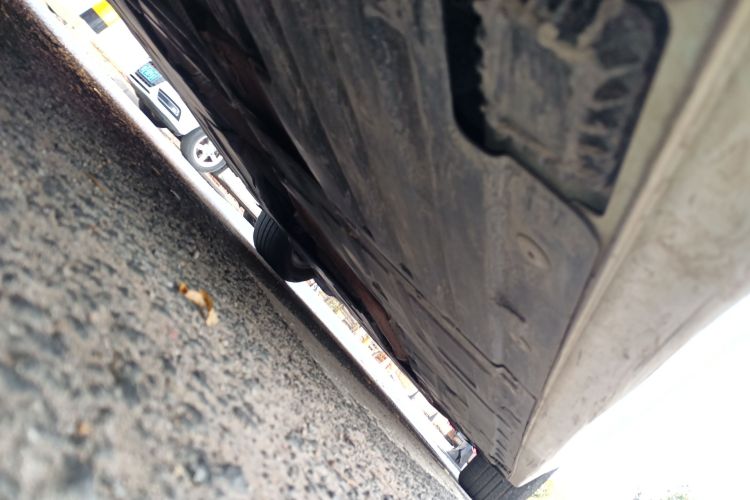 宝马3系 2013款 320Li 时尚型局部细节9002