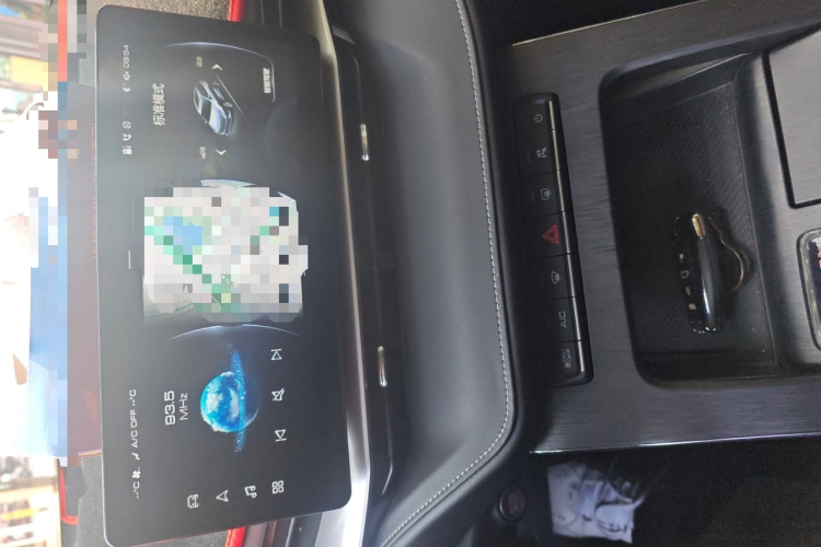 哈弗H6 2022款  第三代 1.5T 自动两驱Supreme+中控内饰16