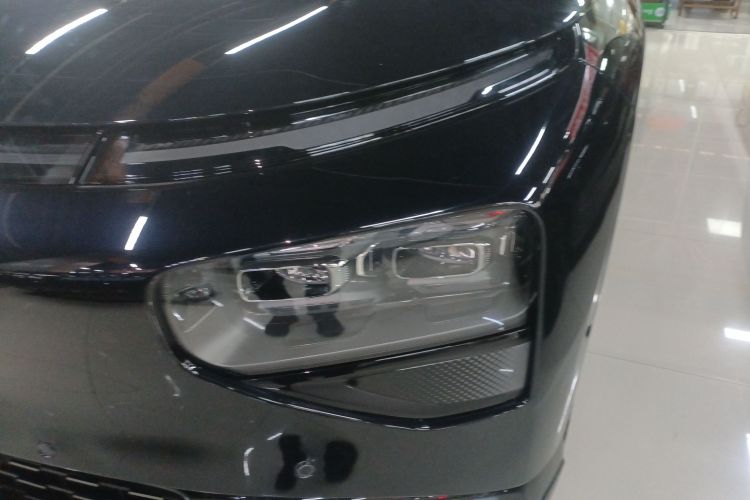 小鹏G9 2025款 625 长续航 Max局部细节36