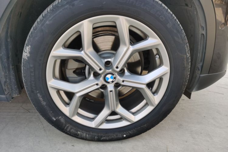 宝马X3 2021款 改款 xDrive28i 豪华套装车身外观10