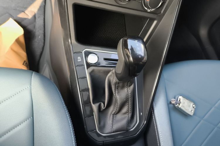 大众 朗逸 2023款 新锐 1.5L 自动新愿版中控内饰18