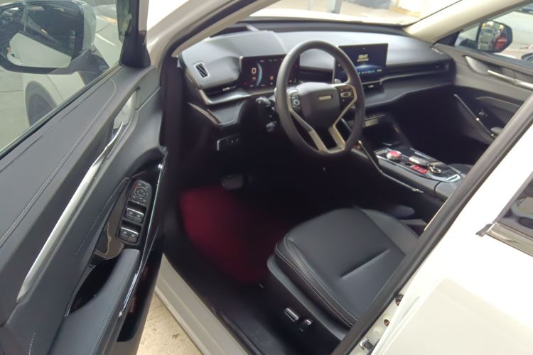 哈弗H6 2021款 第三代 2.0T 自动两驱Max中控内饰20