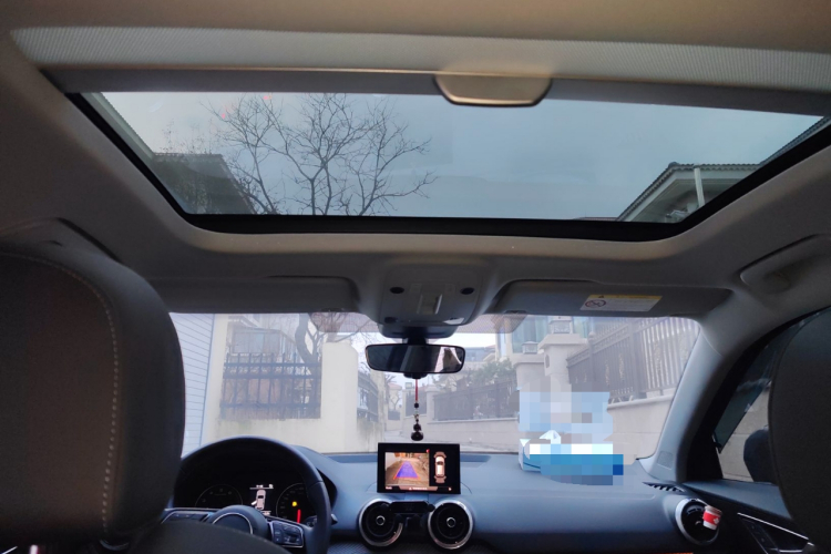 奥迪Q2L 2024款 35TFSI 时尚动感型中控内饰22