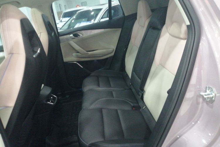 领克06 2023款 Remix 1.5T Shero中控内饰7004