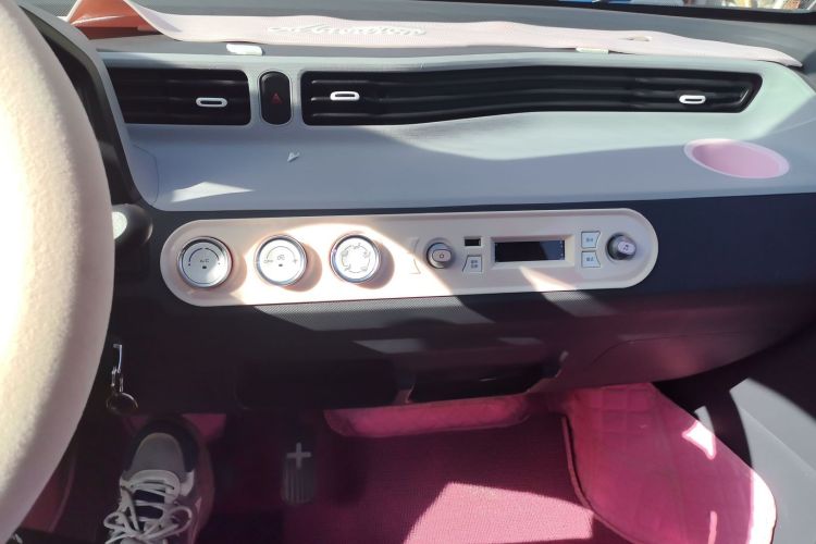 五菱汽车 宏光MINIEV 2021款 马卡龙时尚款 磷酸铁锂中控内饰16