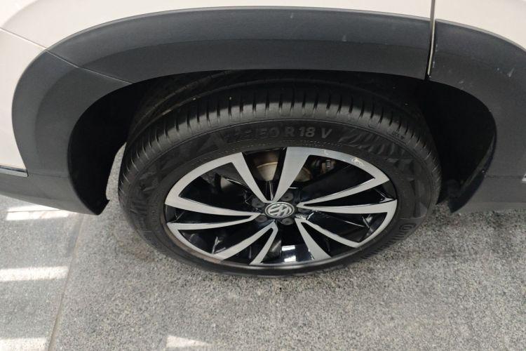 大众 途岳 2020款 改款 330TSI 四驱豪华版 国VI车身外观6008