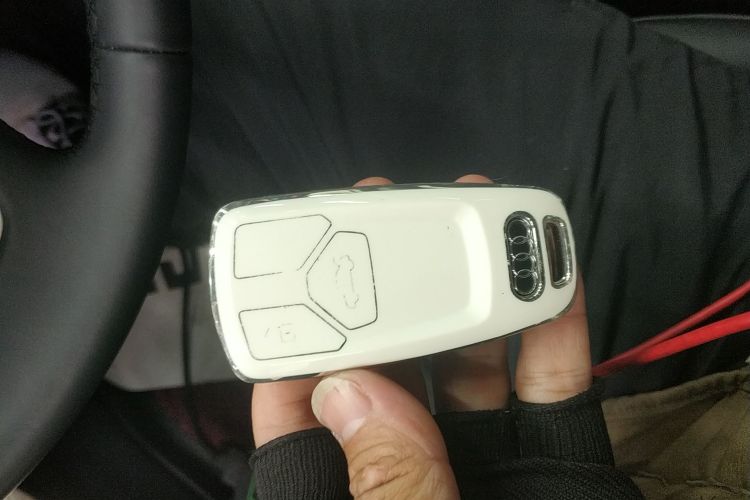 奥迪A4L 2024款 40 TFSI 时尚动感型中控内饰11