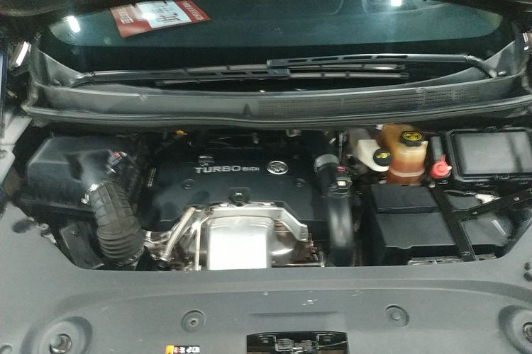 别克GL8 2018款 ES 28T 旗舰型 国VI机舱底盘24